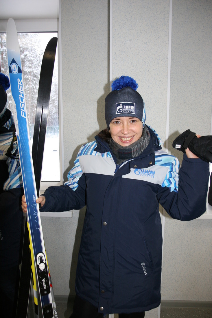 Начальник ОДОУ ООО "Газпром подземремонт Уренгой" Марина Тригубенко перед стартом лыжной эстафеты была настроена оптимистично