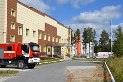 Управление аварийно-спасательными службами города осуществлялось начальником управления гражданской обороны города Ноябрьска полковником И.М. Яртым.